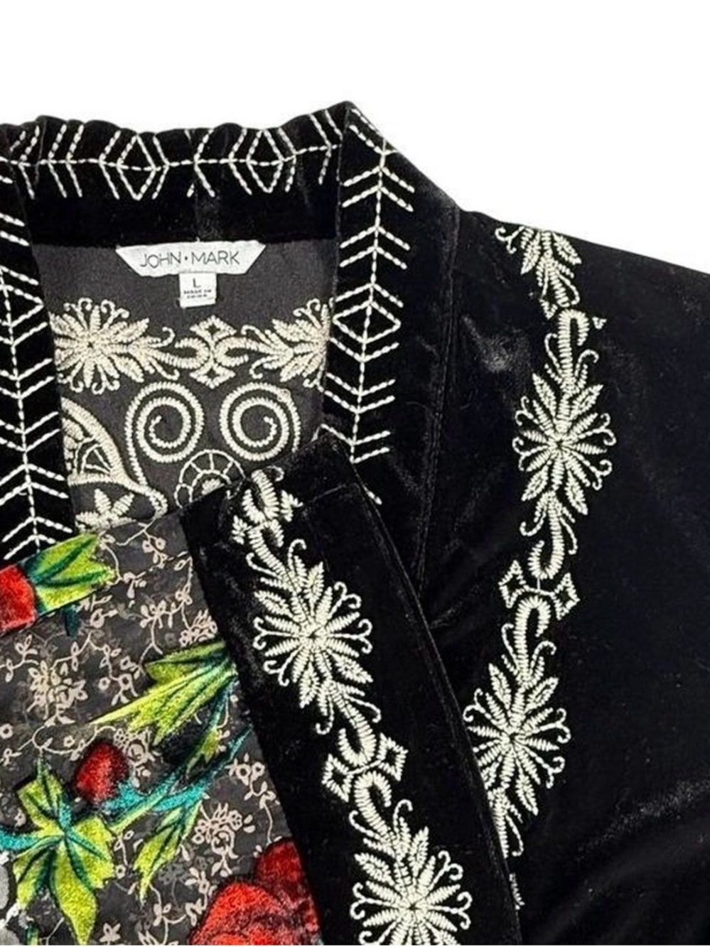๐๐๐BOGOHO๐๐๐John Mark Embroidered Velvet Cardigan with Floral Patchwork-Large - Picture 4 of 6